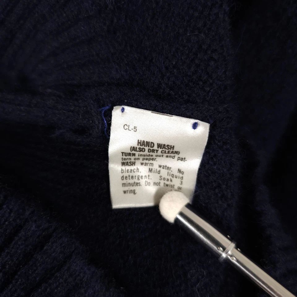 Vintage 60s 70s Pendleton Sweater Mens Large Blue Shetland Virgin Wool Pullover - Image 4 of 4