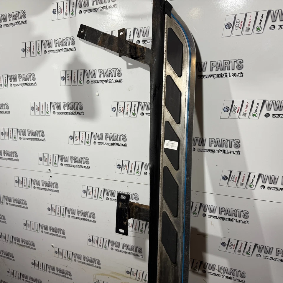 GENUINE AUDI Q5 MK1 FL S-LINE PLUS PASSENGER/DRIVER FOOT BOARD SIDE STEP 2015 - Image 3 of 4