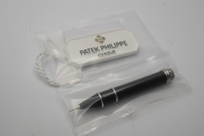 Patek Philippe Nautilus Stecknadelschieber Weißgold 5712