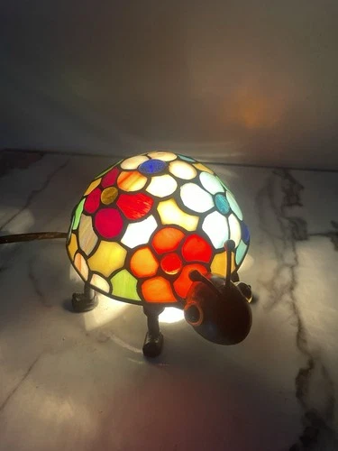 Vintage Quoizel Ladybug Stained Glass Accent Lamp Hand Made Tiffany Style Decor