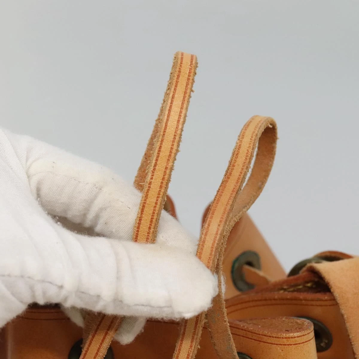 LOUIS VUITTON（LV） Borsa a tracolla Louis Vuitton Nomad in pelle Petit Noe beige M85003 LV originale KD147