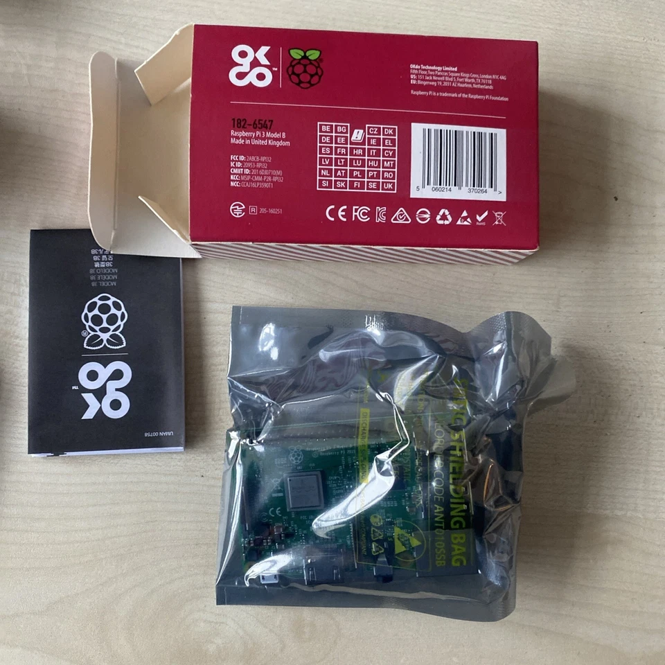 Raspberry Pi 3 Model B Single-Board Computer - Image 2 of 2