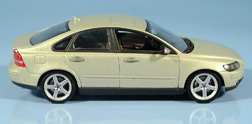 wonderful diecast-PR-modelcar 1/43 VOLVO S40 Saloon 2003 - silvergreen metallic - Picture 4 of 4