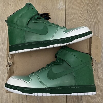 Supreme グリーンジャンパー Nike Dunk High Supreme Spark Destroyers - 349710-131 for