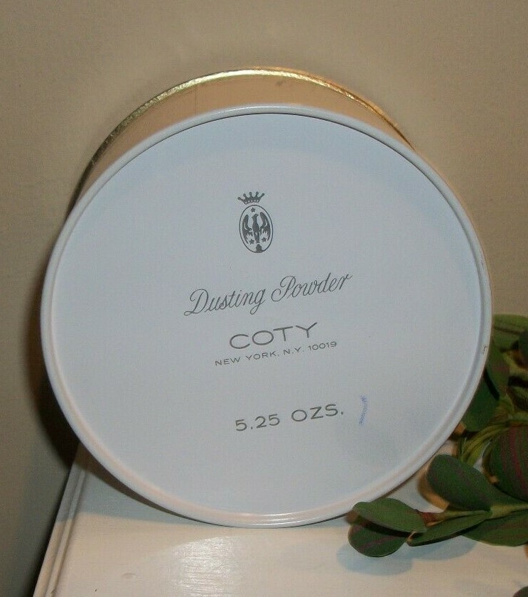 Vintage Coty L'AIMANT Dusting Powder Sealed 5.25 oz. with Puff New