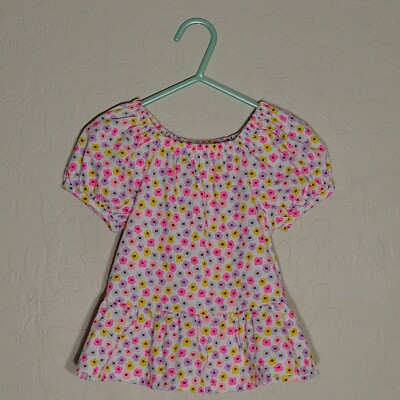 Cat & Jack Shirt Girls 4T White Bright Flowers Ruffle Flare Short Sleeve