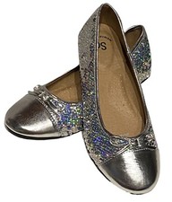 So by Kohl  s Girl  s Youth Size 4 Silver Flip Sequin Roslyn Flats Sparkle Cushion