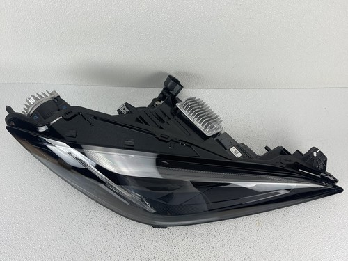 Perfect! 2020-2024 Corvette C8 Right Passenger LED Headlight OEM 85135937 - Picture 6 of 15