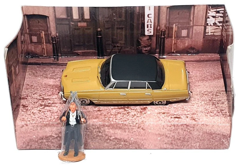 Corgi 1/43 Scale CC01901 - Rover 3500 V8 & Big Chris Figure - Lock Stock - Image 4 of 4