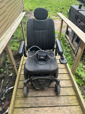 quickie pulse 6 wheelchair never been used
