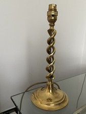 A Vintage Barley Twist Brass Table Lamp Exl Con