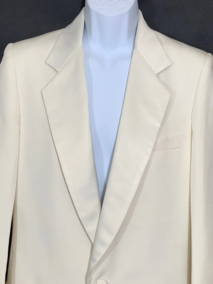Pierre Cardin Size 42L Etoile Ivory Striped Tuxedo Jacket Notched Satin Lapels - Image 3 of 4