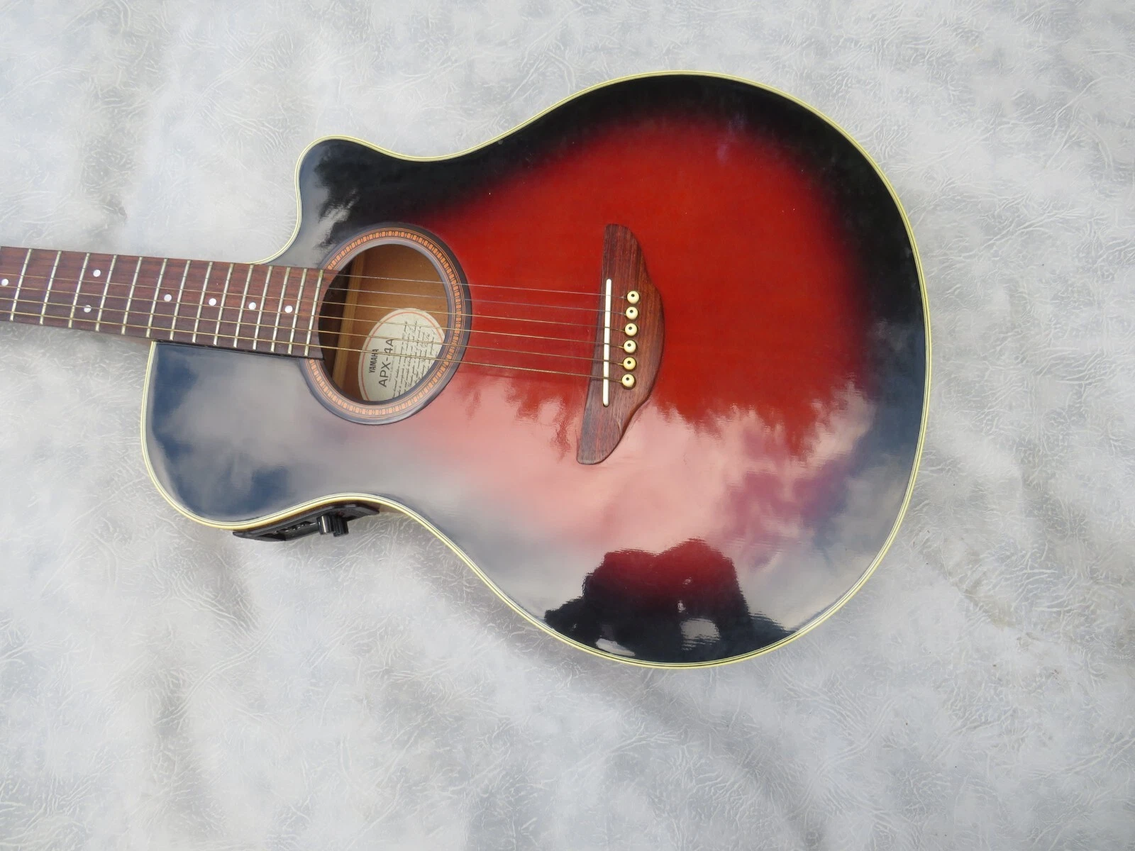 Picture 3 of 24