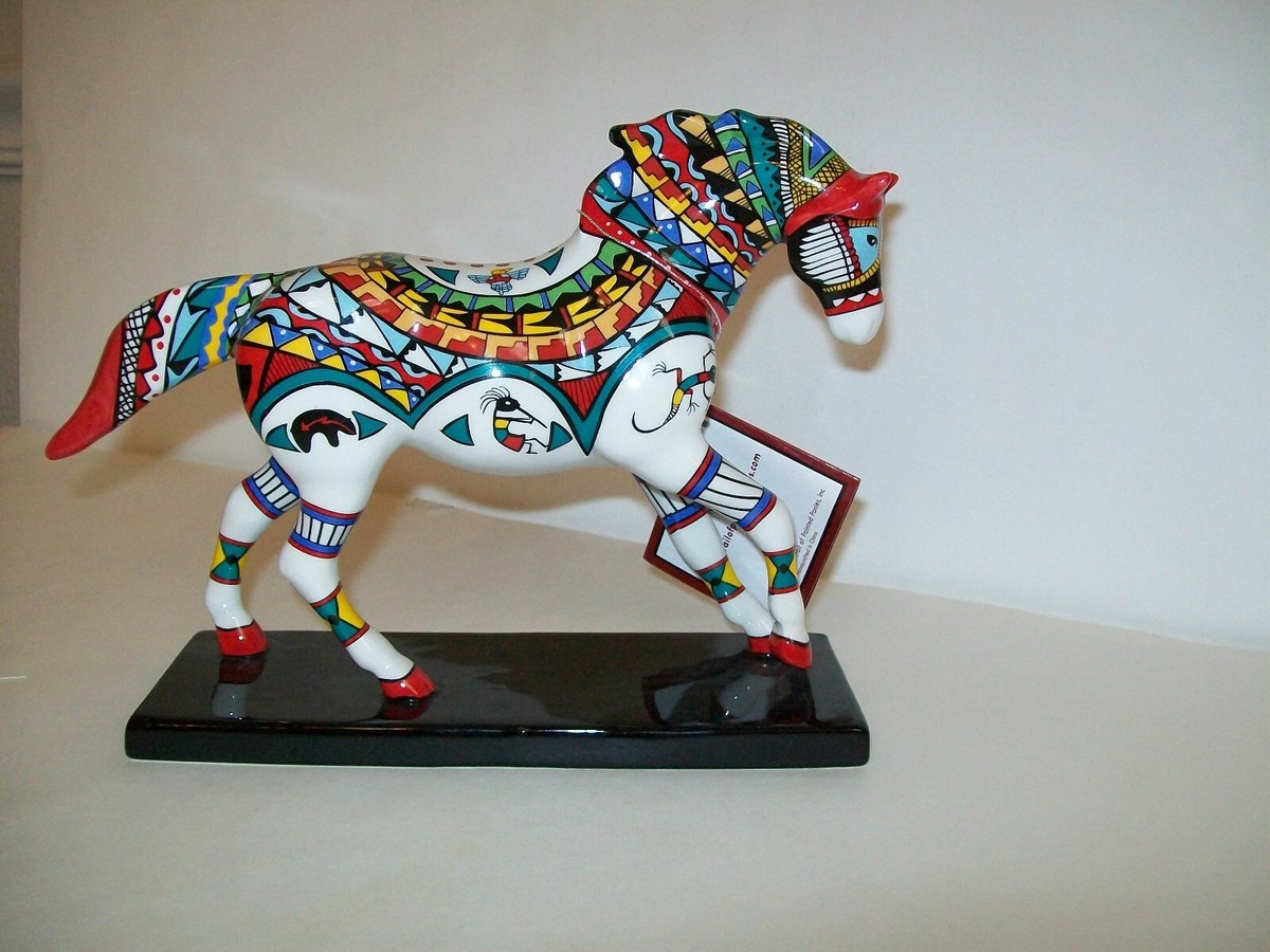 馬　置物　ウマ　THE TRAIL OF PAINTED PONIES Amazon.com: Westland Trail of Painted Ponies Retired Viva