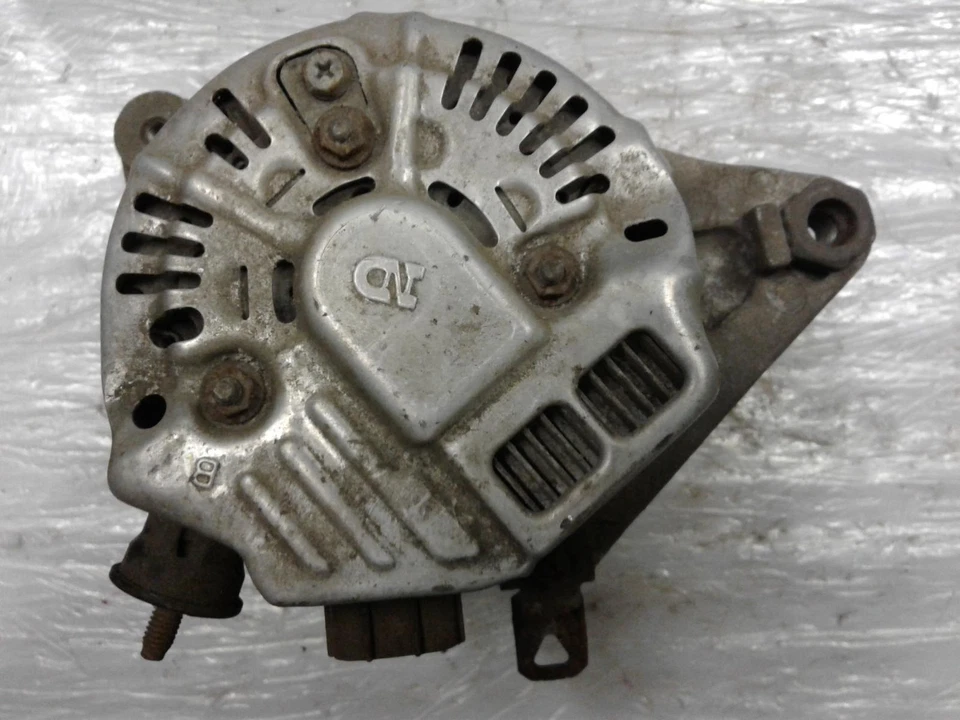 Used Alternator fits: 2001 Toyota Celica 1ZZFE engine Grade A Foto 4 de 4