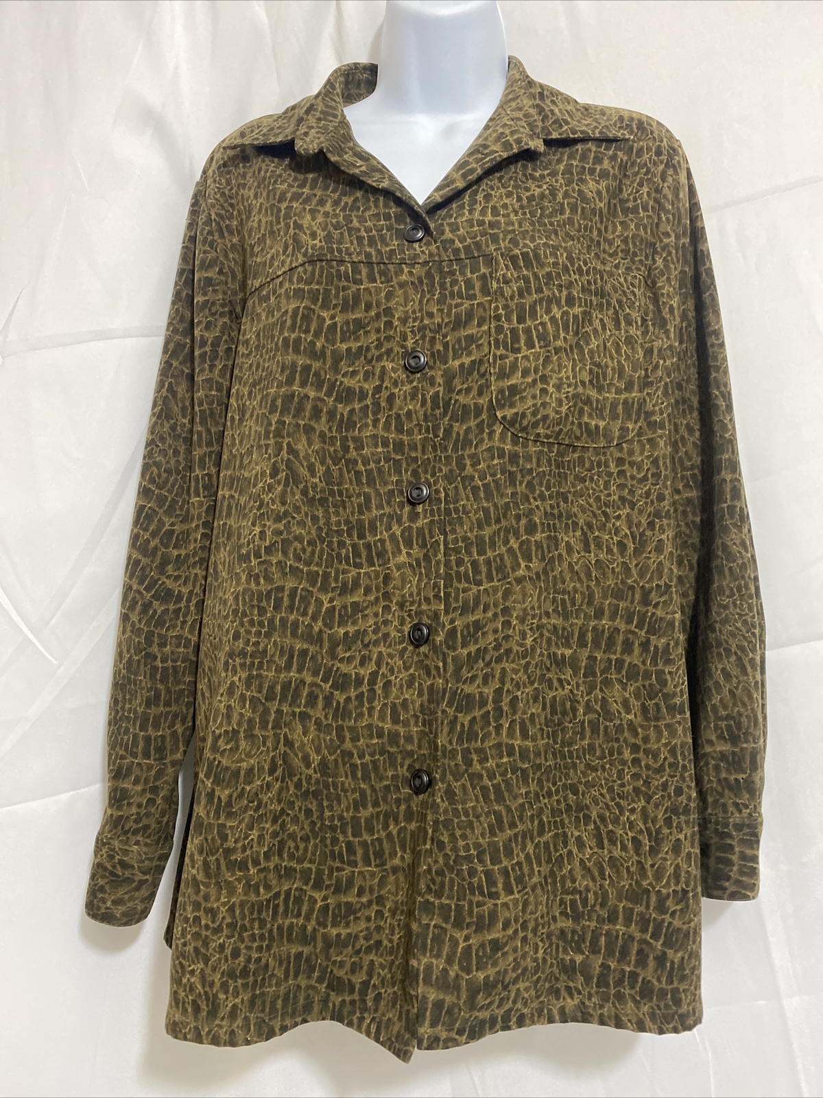 Sag Harbor Animal Print Snake Scales Button Up Thin J… Gem