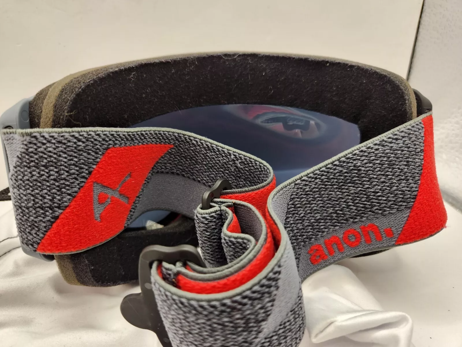 burton anon ski snowboard 