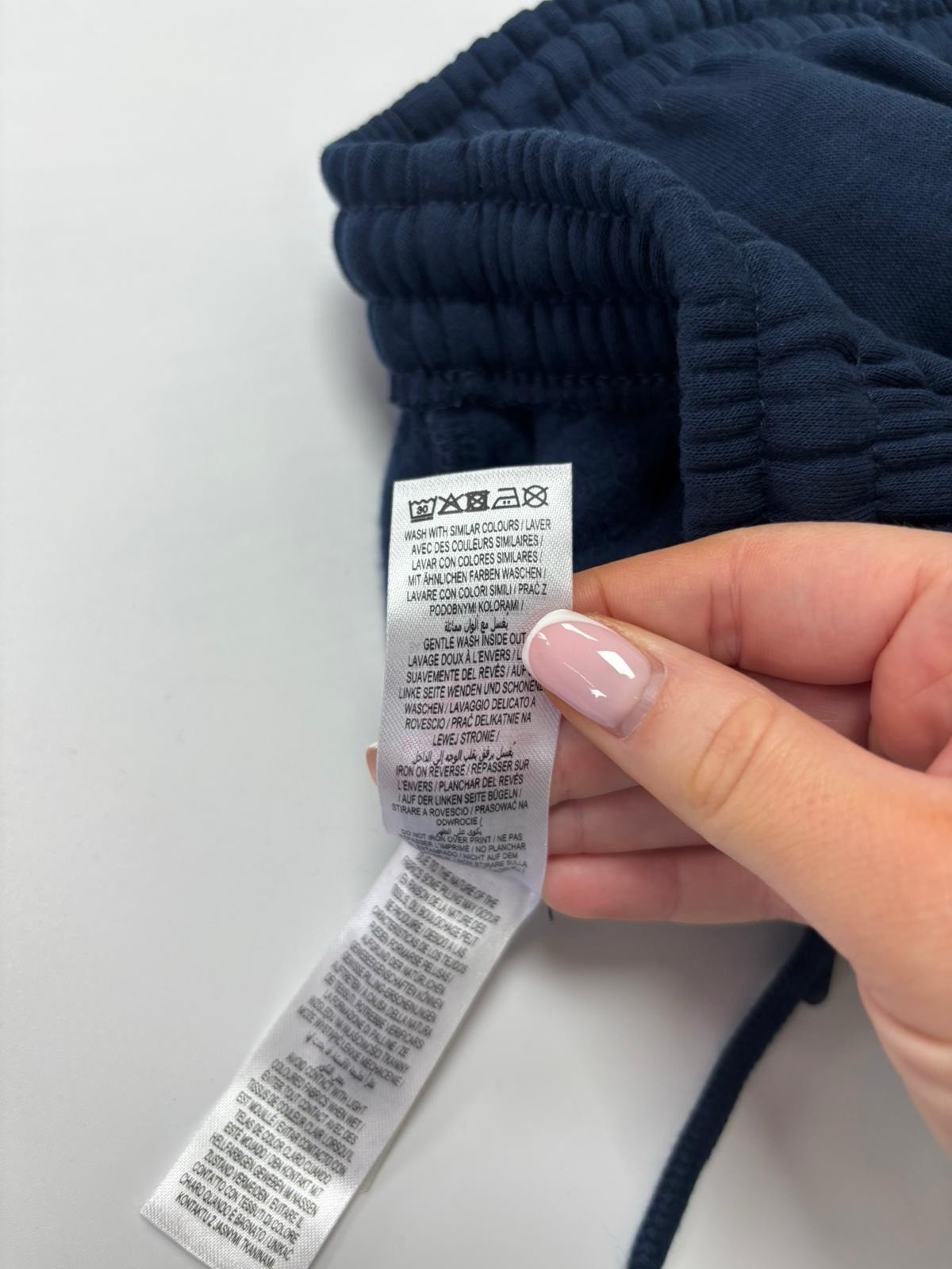 Women's Reebook Wide Leg Track Pants in Navy / Pink Size Medium New With Tags thumbnail 7