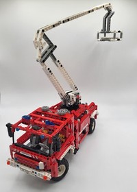 LEGO Technic 8289 Fire Truck &ndash; Appears Complete &ndash; No Box/Instructions &ndash; Clean