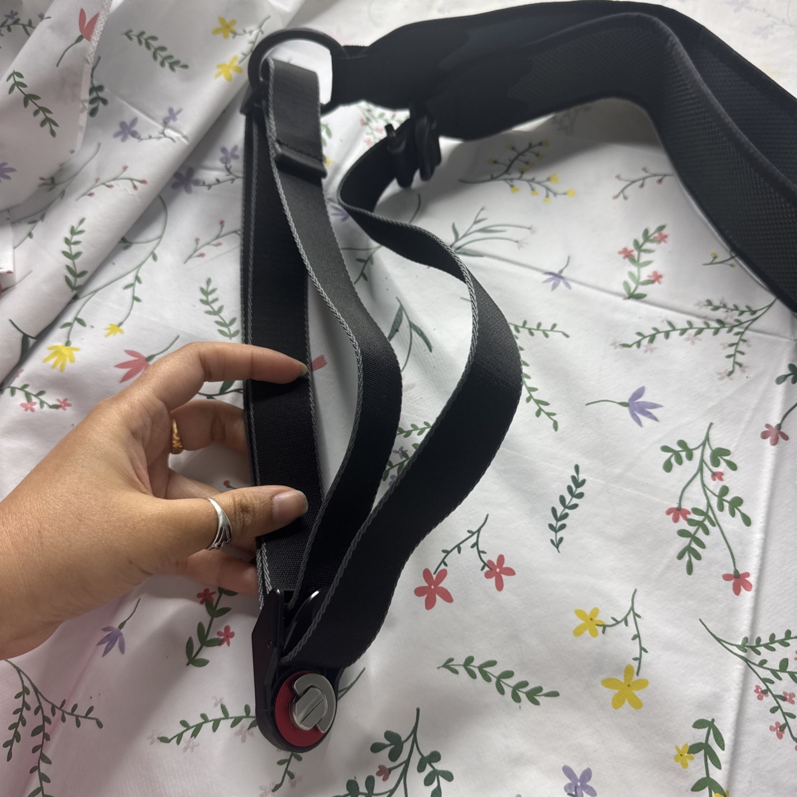 Joby Camera Chest Strap *Sold as seen* **mint condition**