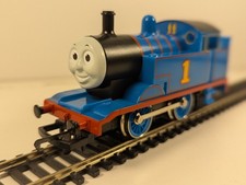 Hornby OO Gauge Thomas The Tank Engine 0-4-0 No.1 – Poor Runner