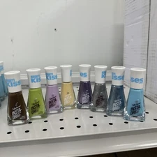 Variety lot of 8 SALLY HANSEN MIXED NAIL COLOR INSTA-DRI