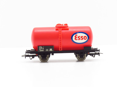 JOUEF-HO , Lot de 3 Wagons Citerne , réf. 636, 639