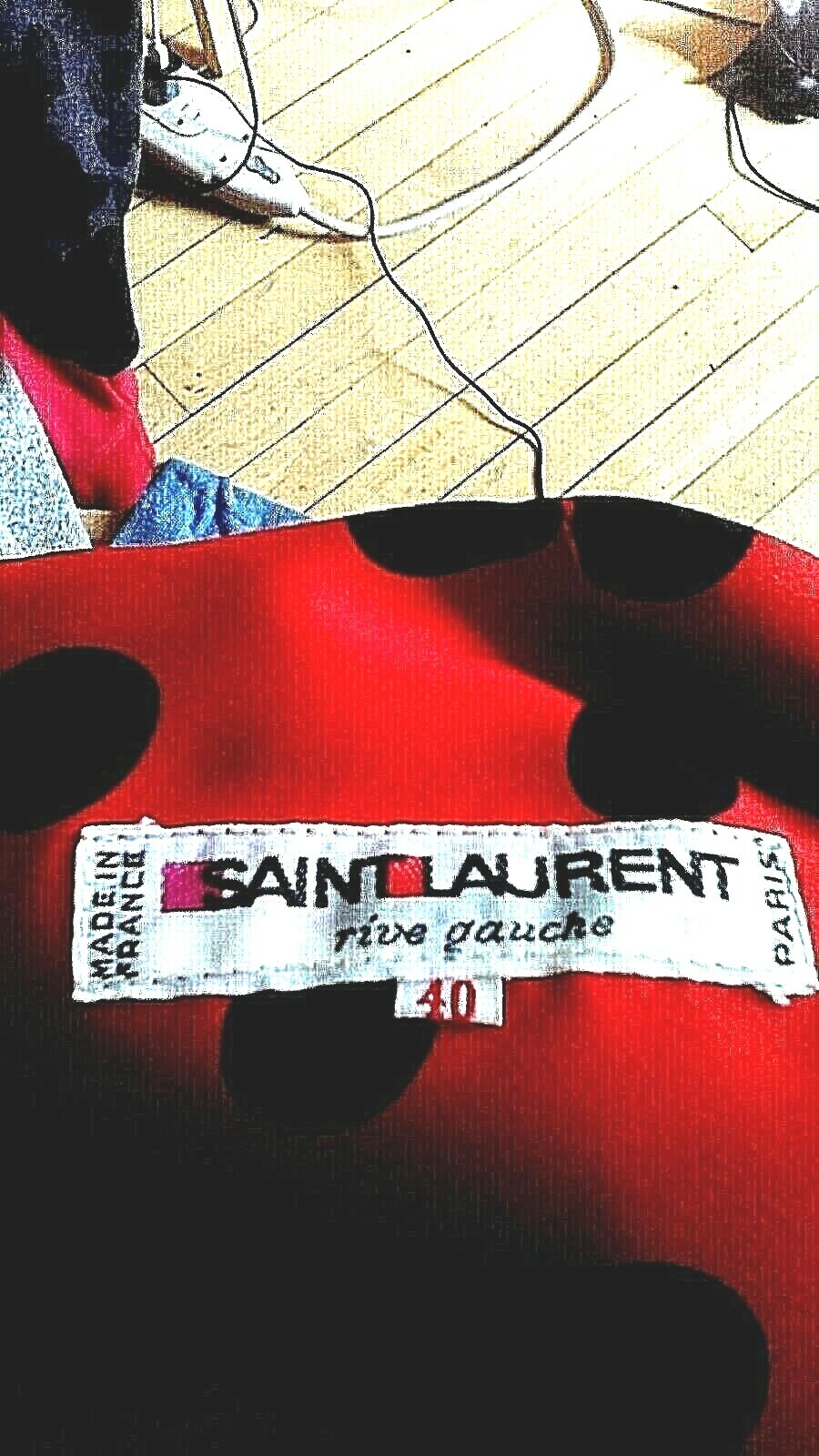 Abito vintage SAINT LAURENT in seta a pois (in vendita per le vacanze)!