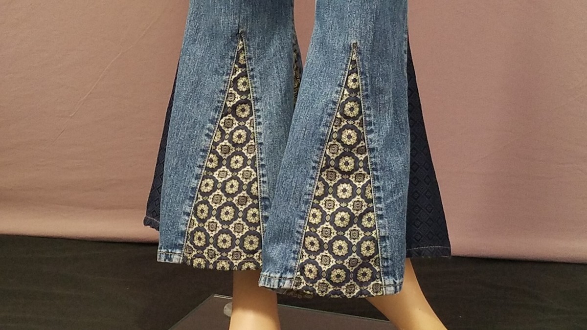 Vintage Z. Cavaricci Jeans Flare Leg Fabric Insert Bell Vintage Z. Cavaricci Jeans Flare Leg Fabric Insert Bell