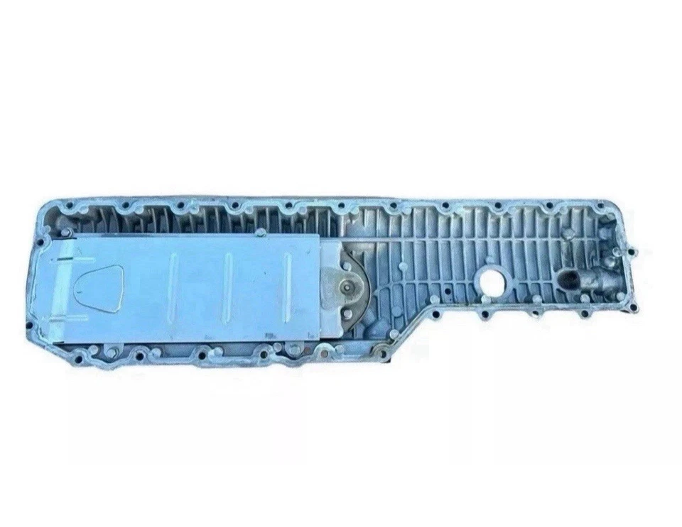 Carcasa de enfriador de aceite Volvo D13 con enfriador de aceite Foto 2 de 4