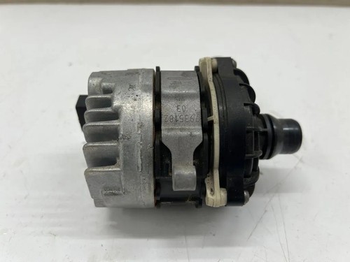 BMW 3 G20, G28 Zirkulationswassermotor 8686899 3.00 2020 33352054