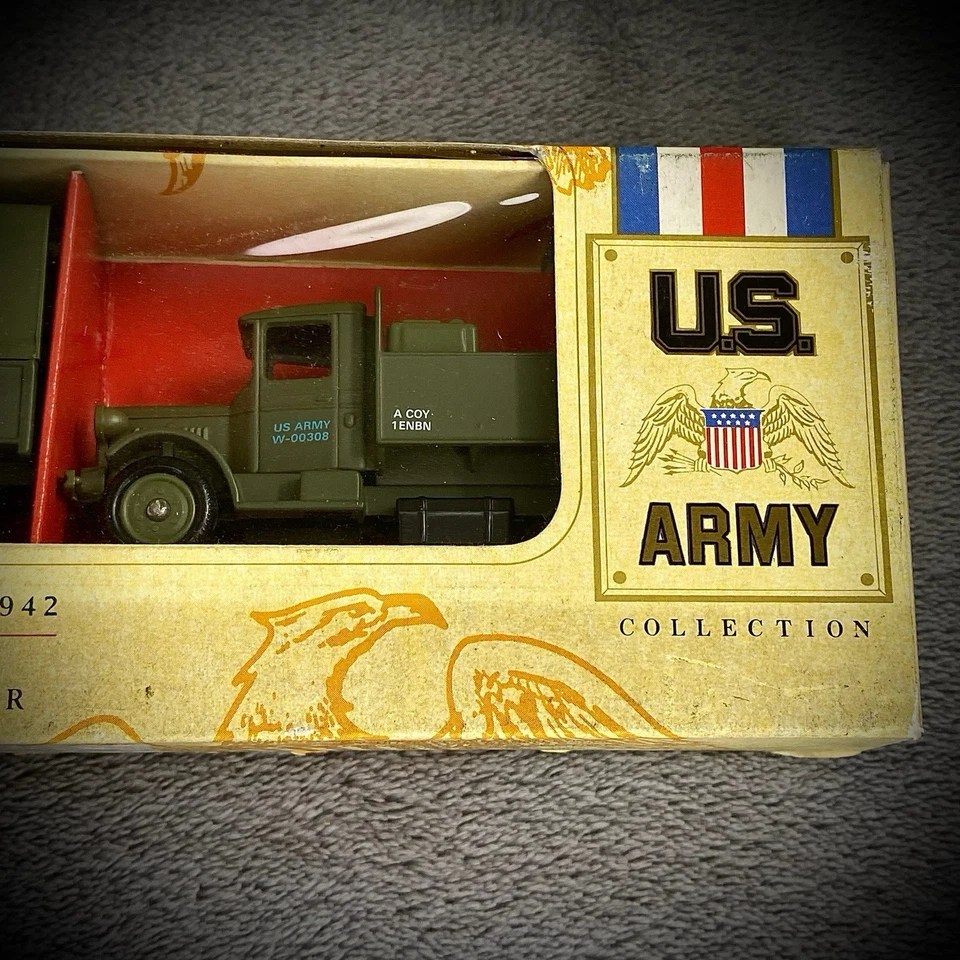 Lledo - Motor Transport - 1941-1942 - US Armed Forces - 3 Car Truck Set - 1991 - Image 2 of 4