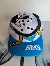 Anaheim Ducks Collecting and Fan Guide 36