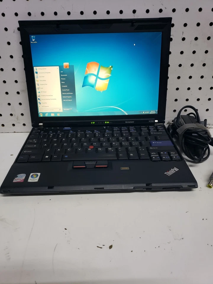Lenovo X200  Intel Core 2 Duo P8400,256GB SSD 8GBRAM.26 GHz, WIN 7 PRO  - Image 3 of 4
