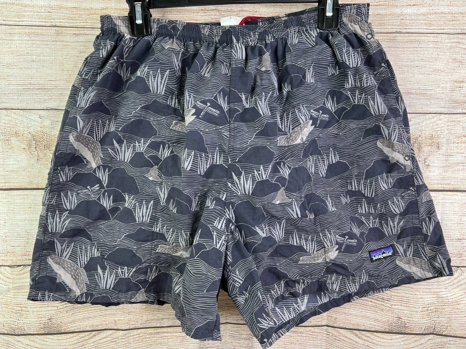 Vintage Patagonia Baggie Shorts Dragonfly Trout Fish Pattern Medium Large READ