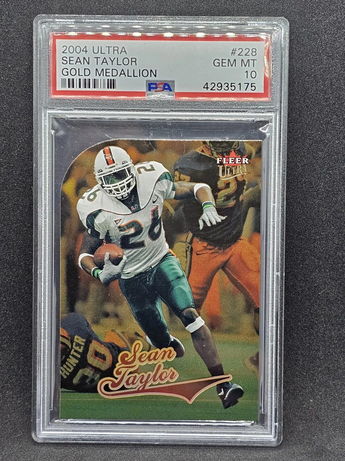 Sean Taylor Ultra #228 Gold Medallion