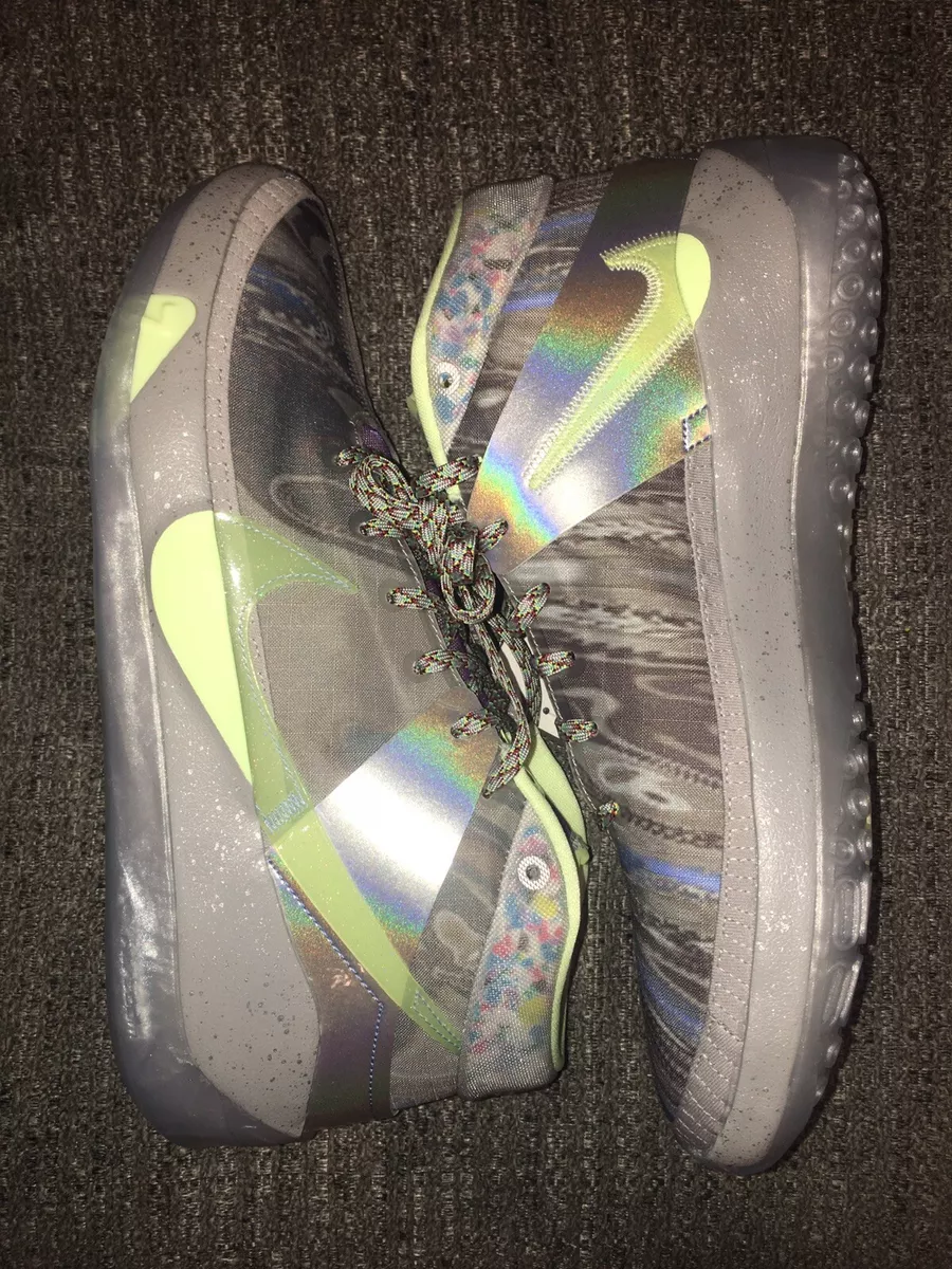 Silver top play nike