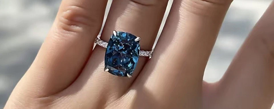 PRECIOSO Anillo de Boda o Compromiso de Diamantes Creado en Laboratorio Azul Talla 6-9 Foto 3 de 3