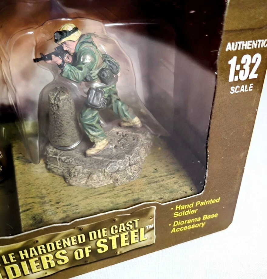 Force of Valor 99007, US Marines 3rd Battalion - Gunnery Sergeant Chen, 1:32 - Image 3 of 4