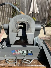 BW Patriot 16K 5th wheel hitch