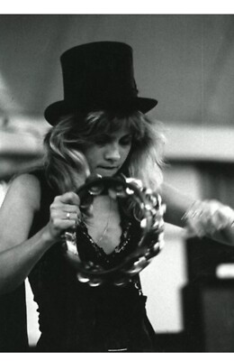 Stevie Nicks Moving The Tambourine 4x6 Picture Celebrity Print