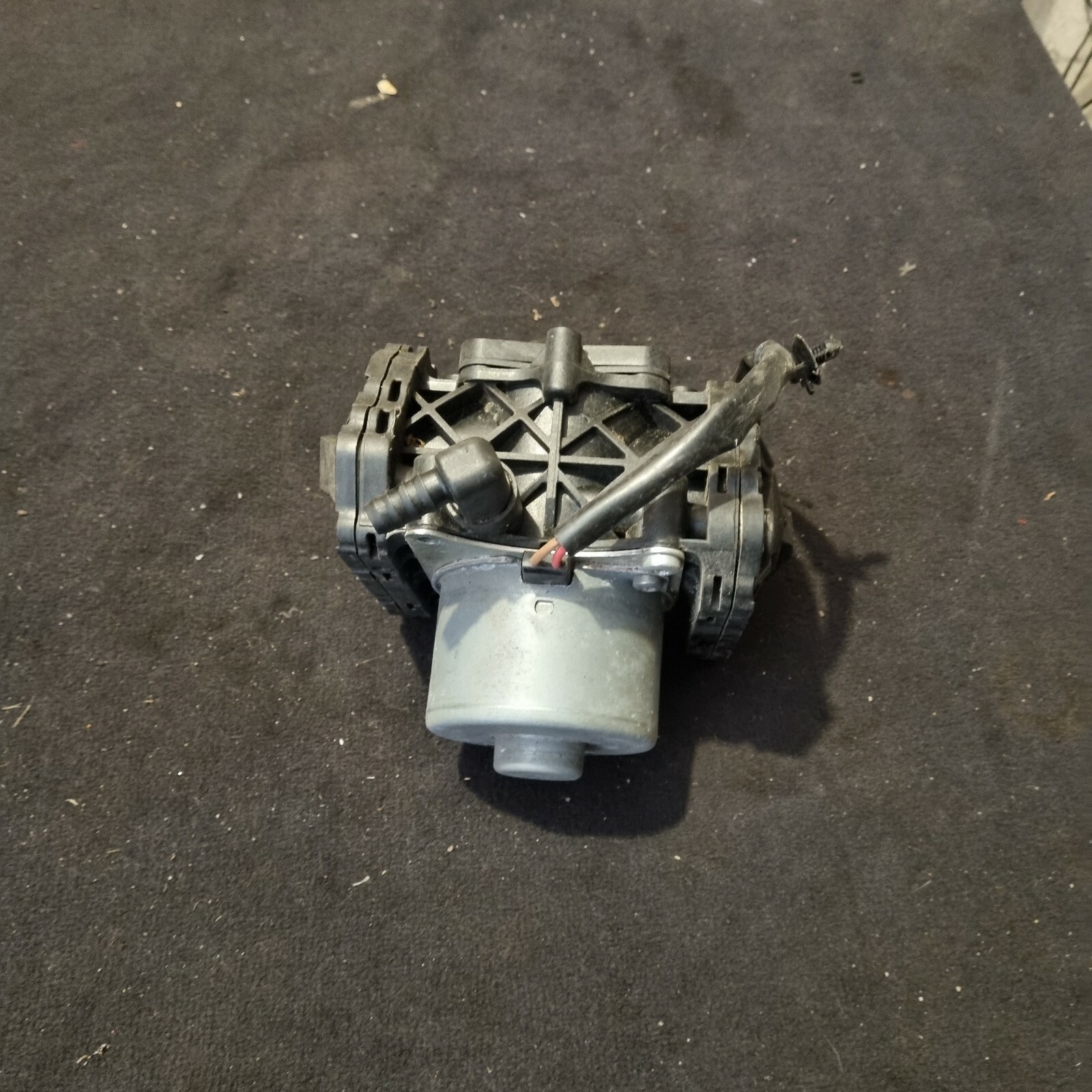 Picture 1 of 5