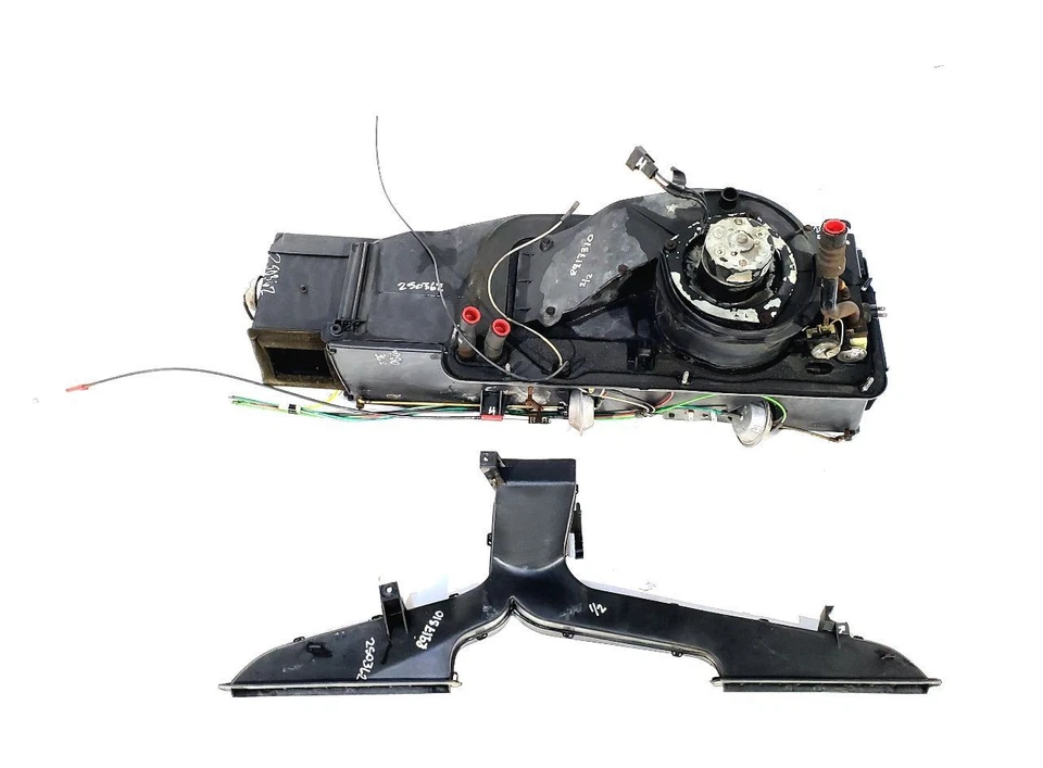 Dodge Ramcharger 1981 1993 OEM evaporador de CA con motor soplador 1 pestaña rota Foto 2 de 4