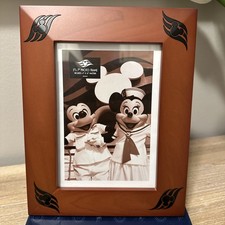 NIB Disney Cruise Line Wood Picture Frame Mickey Inlay 5x7 Disney Parks