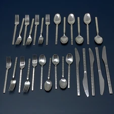 Vintage Lot 28 Pc Retroneu "Linear" 18/8 Flatware Segmented Handle Japan MCM