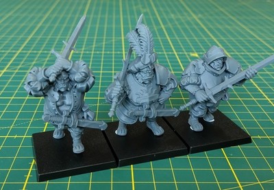 3 x Highlands Miniaturen Sunland Oger mit Zweihandern (Basen inkl.)