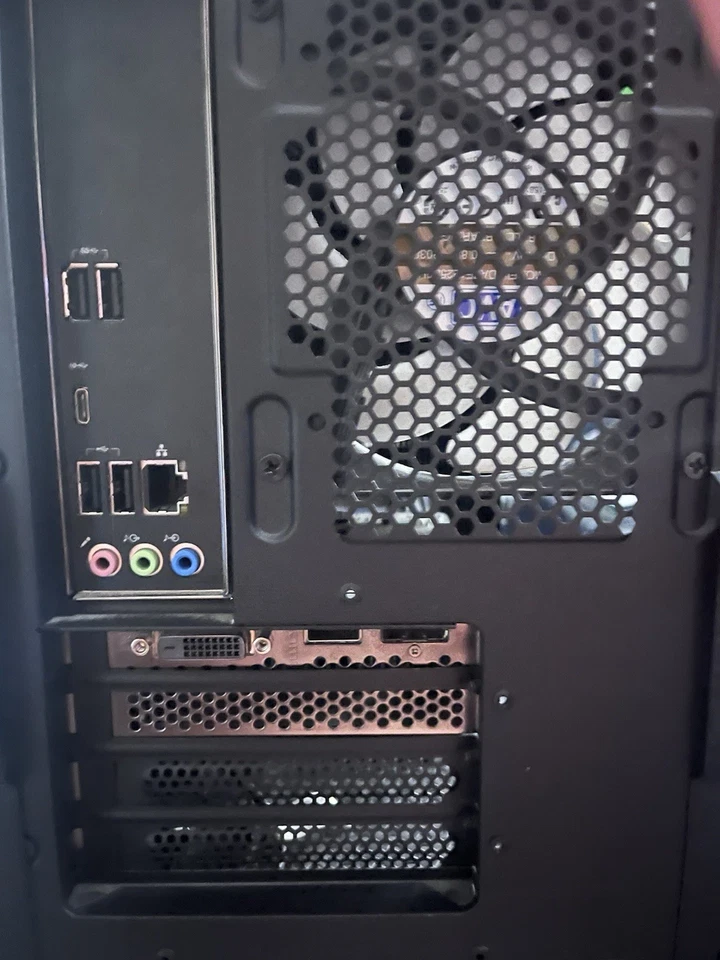Lenovo Legion Tower 5 (512GB SSD, AMD Ryzen 7, 3.40 GHz, 16GB) Desktop  - Image 4 of 4