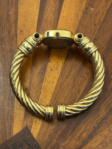 Collezio Uhr Damen Armreif goldfarben goldfarbenes Zifferblatt Mode Quarz 22 mm neue Batterie - Bild 4 von 7