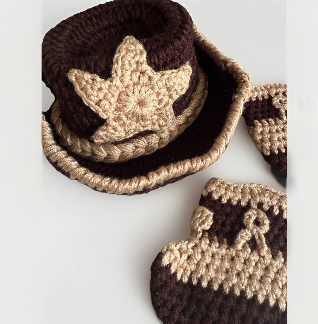 Newborn hand crocheted brown cowboy hat and boots
Opens in a new window or tab