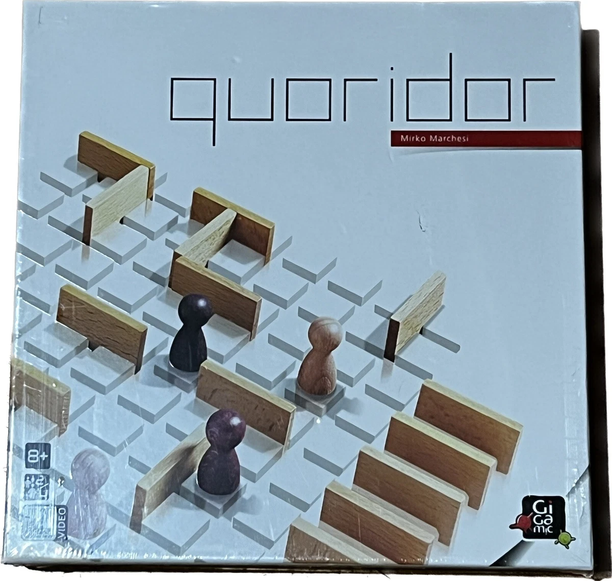 NEW IN BOX Gigamic Wooden Quoridor Classic Board Game Strategy Game 2  Players